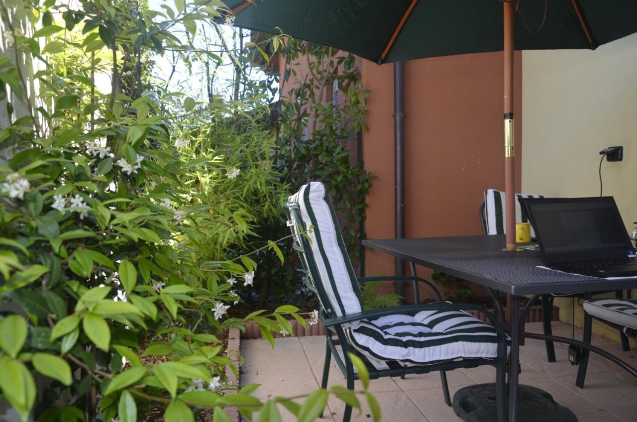 Anma Cottages The Secret Garden Pianello Del Lario Exterior foto